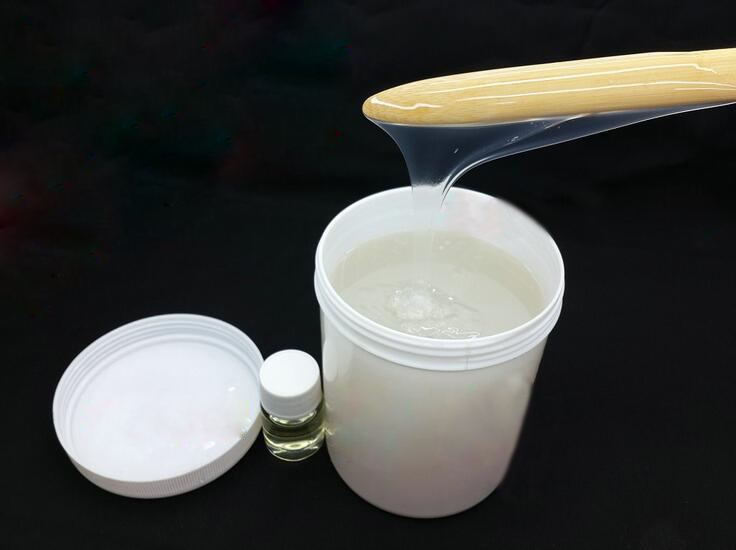 生產(chǎn)高端液態(tài)硅膠制品有什么方法？